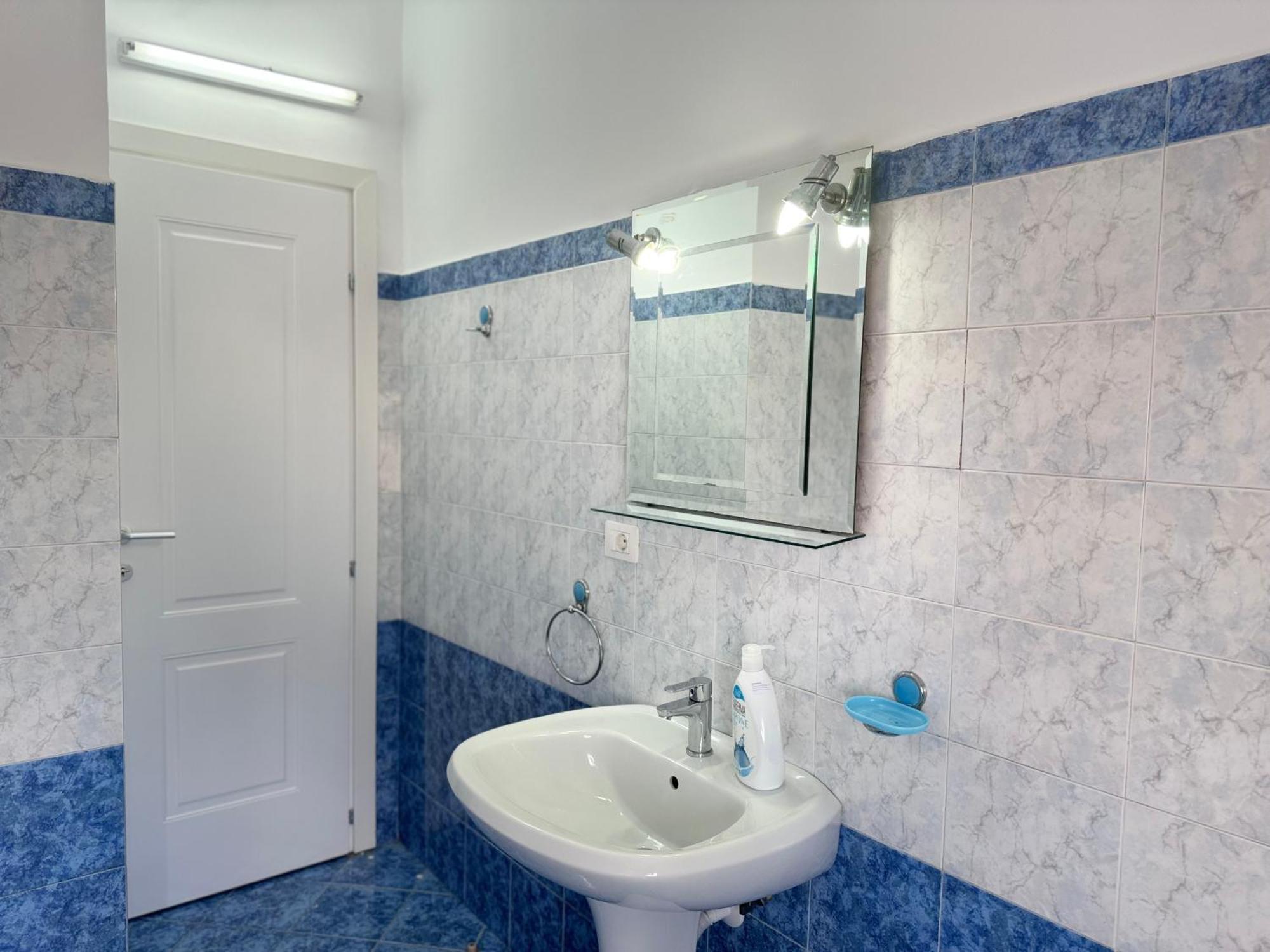 Golden Dublex Tirana Apartment Exterior foto