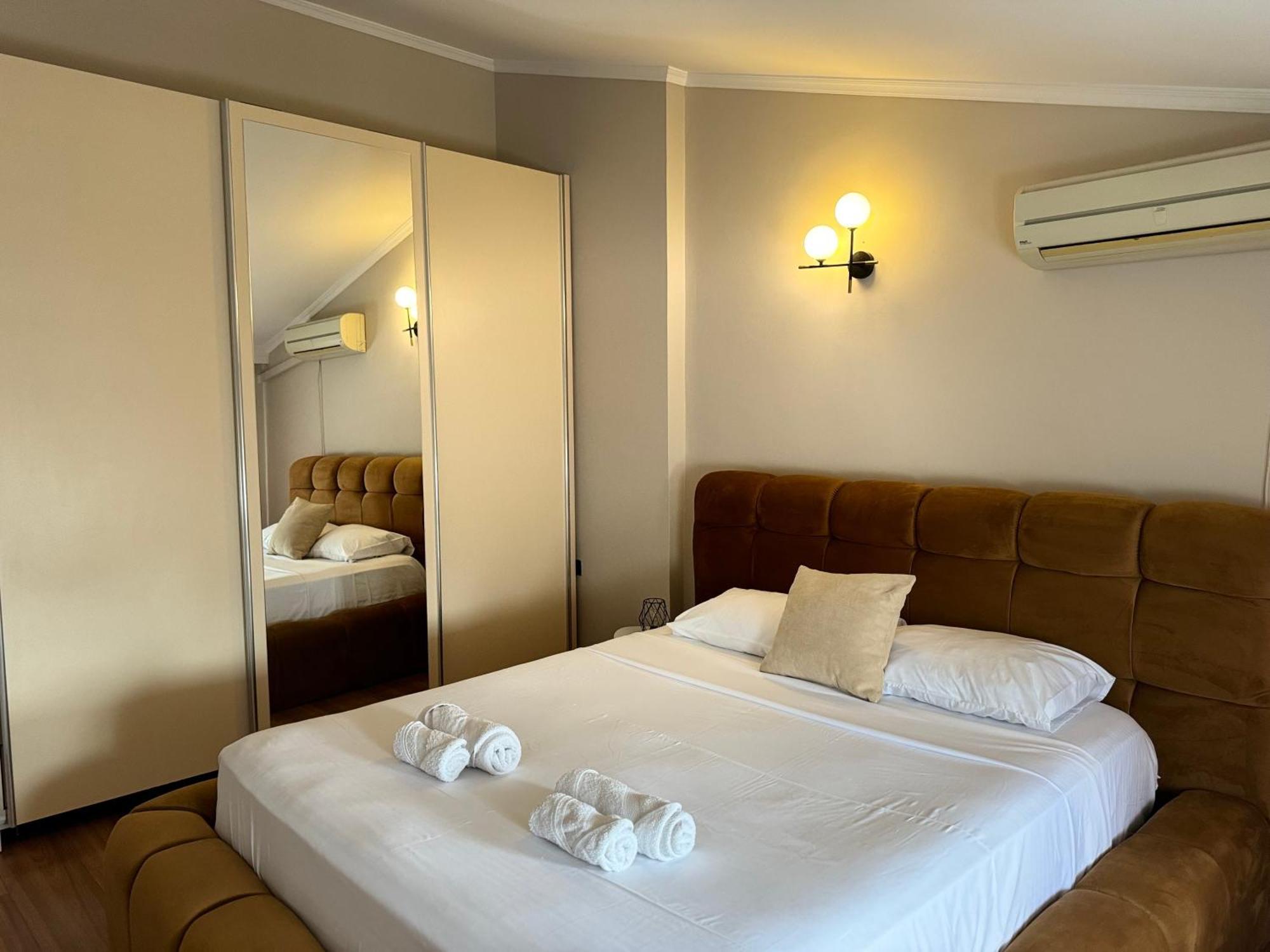Golden Dublex Tirana Apartment Exterior foto