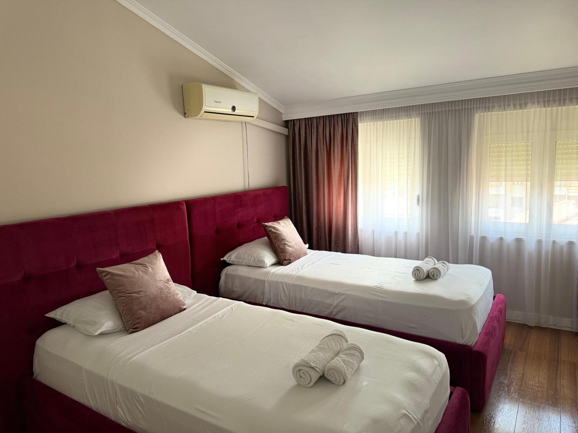 Golden Dublex Tirana Apartment Exterior foto